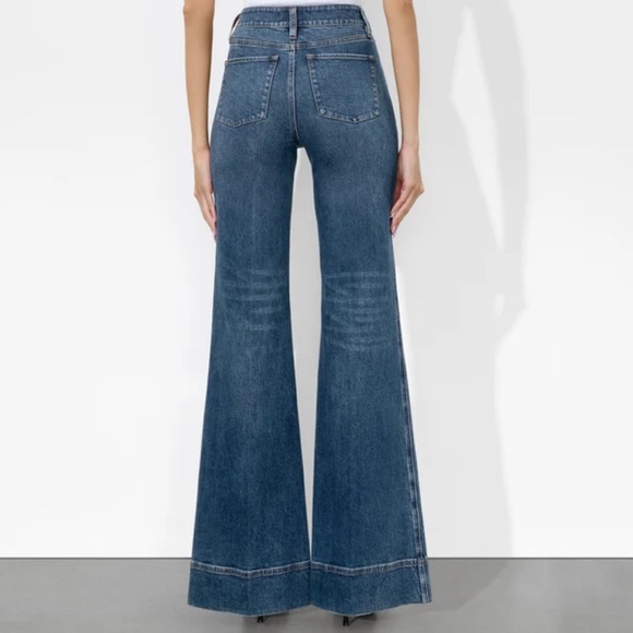 Alice and Olivia Missa exposed button jeans - Picture 3 of 15